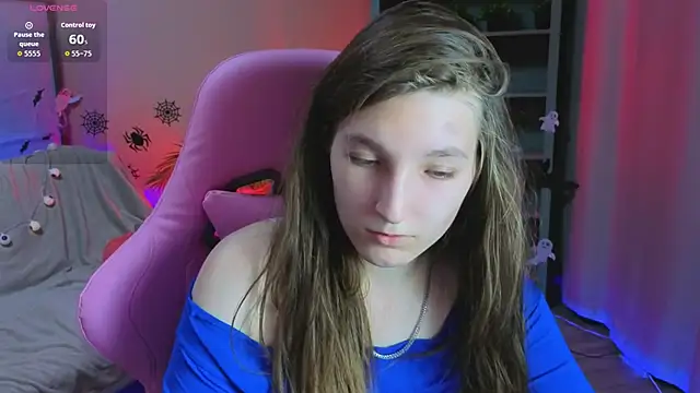 Mia Myles online show from October 28, 10:25 am