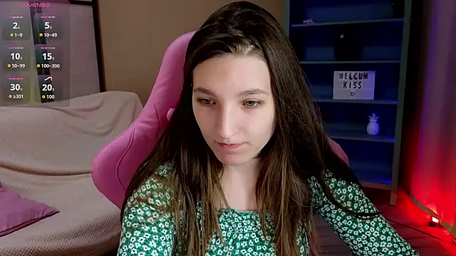 Snapshot of Mia_Myles chatting on September 30, 10:21 am Mia Myles online show from September 30, 10:21 am