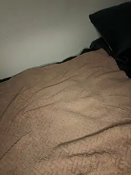 meme n online show from April 12, 2:31 pm