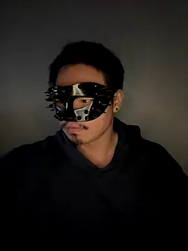 Snapshot of meme_n chatting on November 4, 8:18 am meme n online show from November 4, 8:18 am