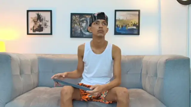 PRETTY SEX1 online show from January 14, 1:15 pm