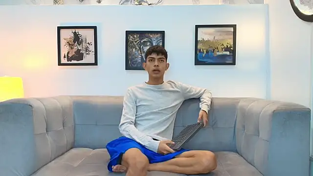 PRETTY SEX1 online show from January 8, 1:28 pm