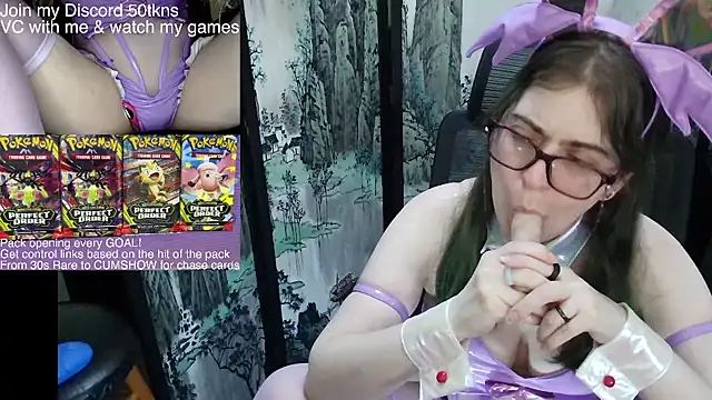 CritKitten online show from April 18, 12:57 am