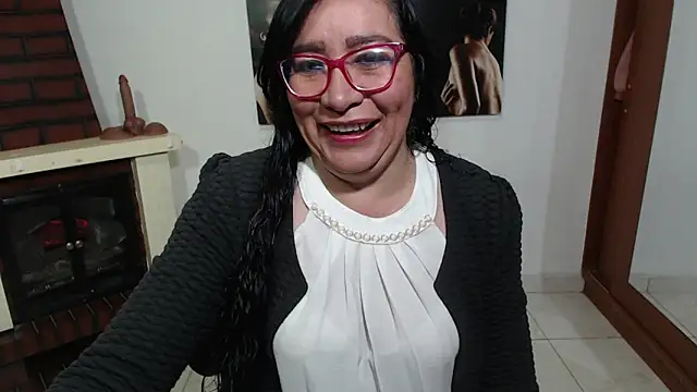 Snapshot of Grace_mature_milf chatting on September 9, 10:36 am Grace mature milf online show from September 9, 10:36 am