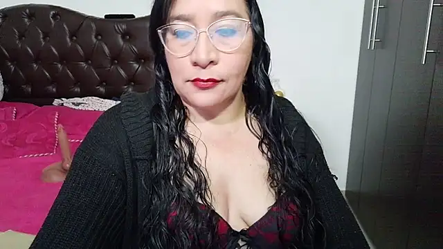 Snapshot of Grace_mature_milf chatting on June 3, 11:22 am Grace mature milf online show from June 3, 11:22 am