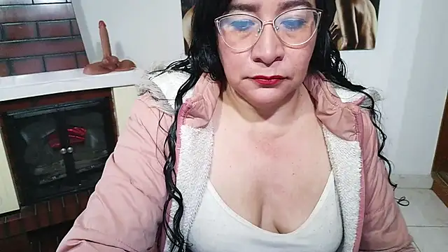 Grace mature milf online show from May 18, 11:48 am