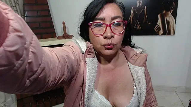 Snapshot of Grace_mature_milf chatting on September 26, 10:55 am Grace mature milf online show from September 26, 10:55 am