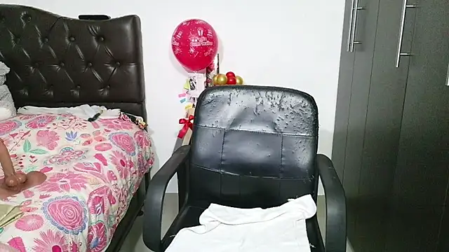 Grace mature milf online show from May 22, 10:57 am