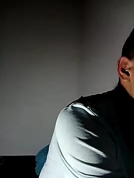 Kevinhww online show from January 11, 12:39 am