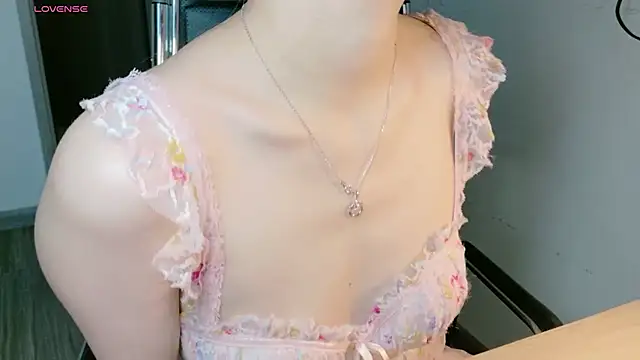 Ryeon 99 online show from May 26, 3:04 am