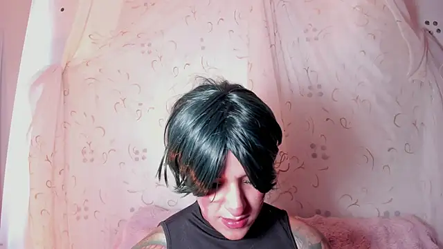 kinkyboat23 online show from June 27, 12:33 pm