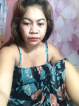 sexybitch 02 online show from April 18, 9:48 pm
