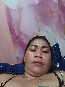 sexybitch 02 online show from May 13, 6:42 am