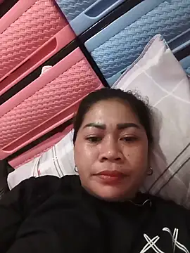 sexybitch 02 online show from May 26, 10:24 am