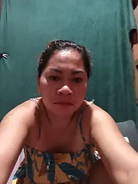 Snapshot of sexybitch_02 chatting on June 19, 5:30 pm sexybitch 02 online show from June 19, 5:30 pm