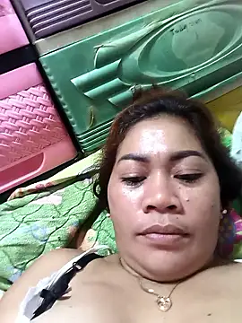 sexybitch 02 online show from April 15, 8:09 am