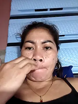 sexybitch 02 online show from April 29, 12:15 am