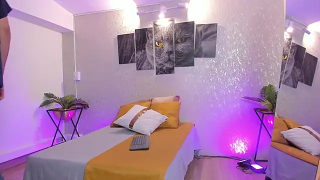 nils saint online show from November 11, 2:50 am