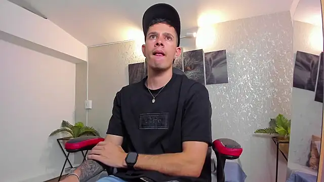 nils saint online show from October 28, 3:51 am