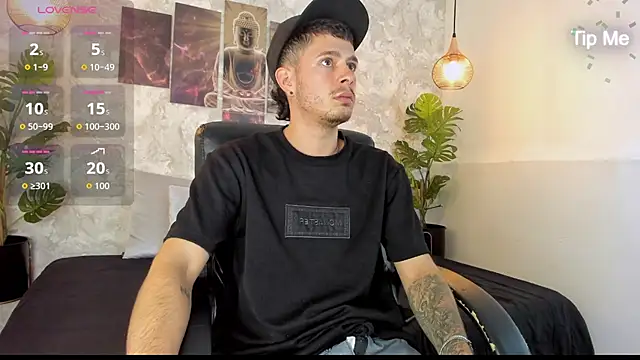 nils saint online show from November 14, 8:23 pm