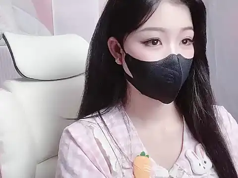 kemybaby online show from April 14, 8:03 pm