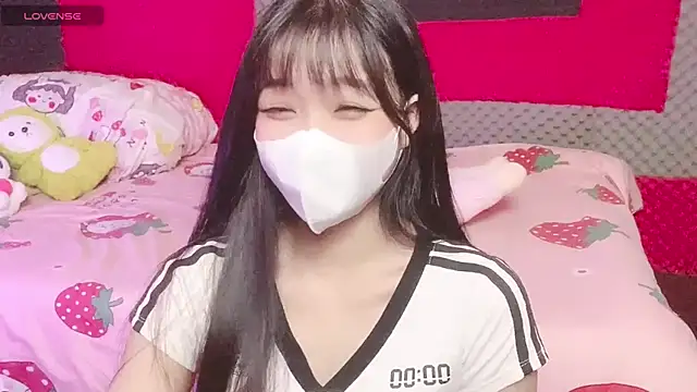 kemybaby online show from November 11, 8:25 pm