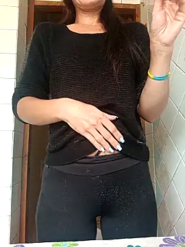 Snapshot of Adeline3302 chatting on September 24, 1:17 pm Adeline3302 online show from September 24, 1:17 pm