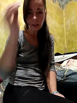 Snapshot of Adeline3302 chatting on October 5, 4:09 pm Adeline3302 online show from October 5, 4:09 pm