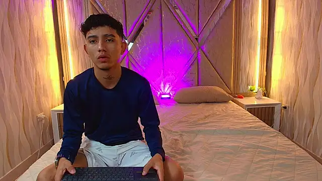 The slim boyss3 online show from September 20, 1:16 pm