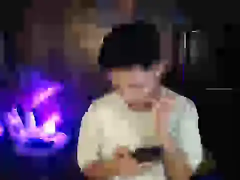 Snapshot of hotzachery chatting on November 4, 4:22 pm hotzachery online show from November 4, 4:22 pm