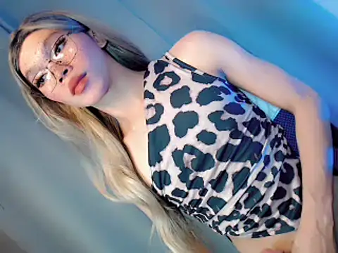 Your Sweet Cummer11 online show from September 29, 10:22 am