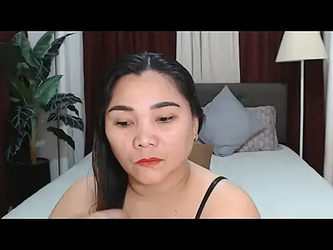 MarielRose143 online show from November 21, 4:06 pm