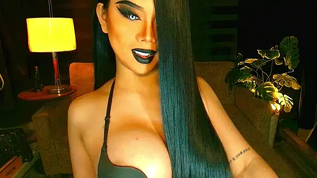 KarlaFrost online show from July 8, 4:18 pm