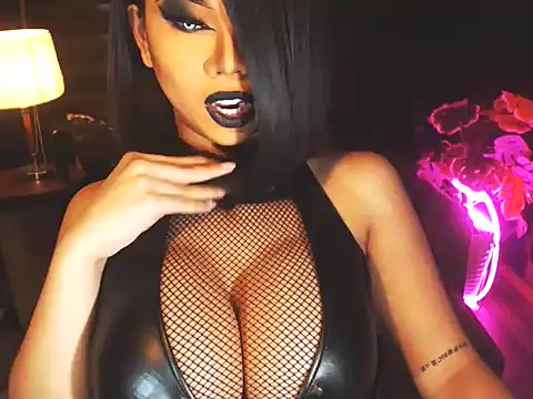 KarlaFrost online show from April 24, 4:47 am