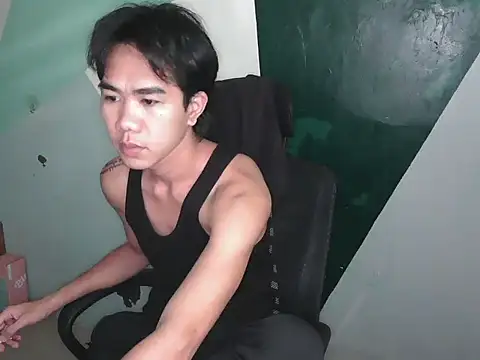 Snapshot of Darkevion chatting on June 5, 12:15 am Darkevion online show from June 5, 12:15 am