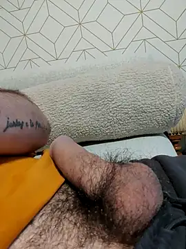 boy8540 online show from April 5, 7:59 am