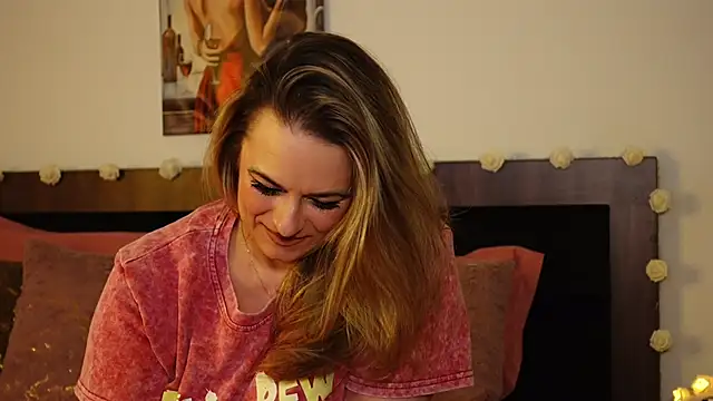 TanyaJade888 online show from November 27, 12:00 am