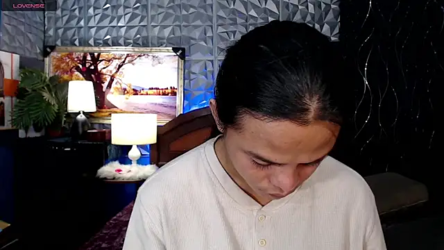 Asiansignificantxx online show from October 2, 6:06 am