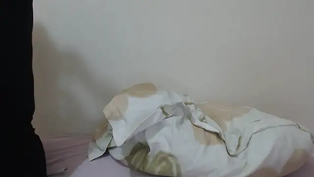 Maryem637048 online show from March 20, 1:12 pm