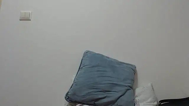 Maryem637048 online show from January 6, 2:43 pm