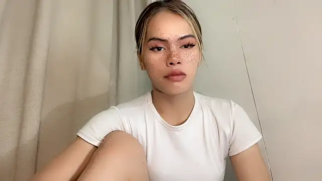 Snapshot of serpenthena_goddess chatting on November 5, 5:54 am serpenthena goddess online show from November 5, 5:54 am