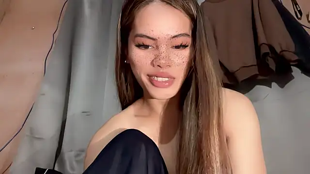 Snapshot of serpenthena_goddess chatting on November 2, 8:08 am serpenthena goddess online show from November 2, 8:08 am