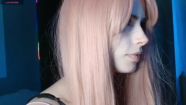 Snapshot of PieraMarch chatting on February 21, 5:09 am PieraMarch online show from February 21, 5:09 am