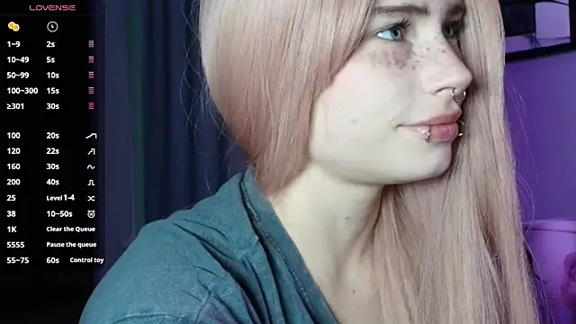 PieraMarch online show from October 23, 7:01 pm