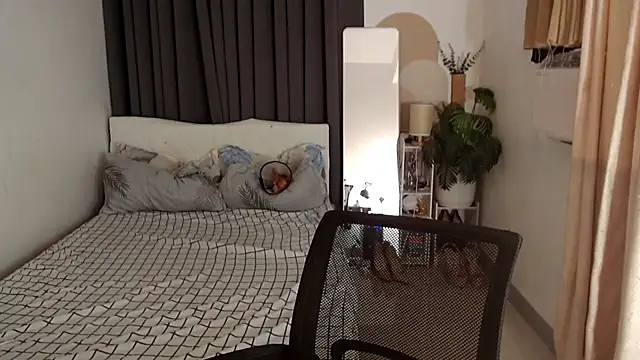 Ur QueenCamilla online show from October 5, 1:51 am