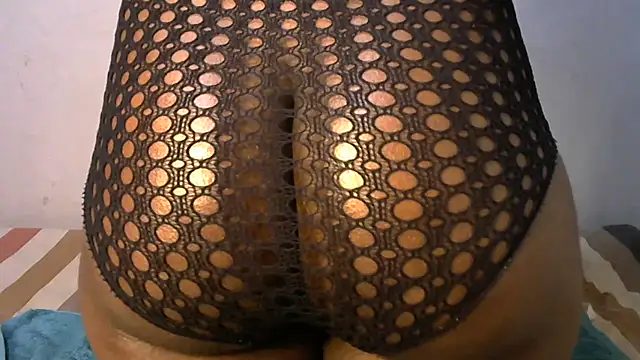 shy-lillyX22 online show from December 15, 6:41 am