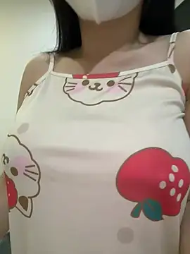 Snapshot of Meii-meyy chatting on June 25, 12:54 pm Meii-meyy online show from June 25, 12:54 pm