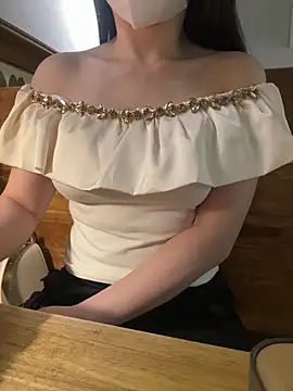 Meii-meyy online show from December 19, 10:06 am