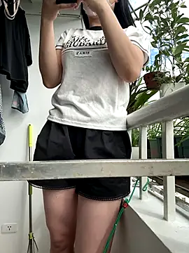 Meii-meyy online show from September 12, 1:50 am