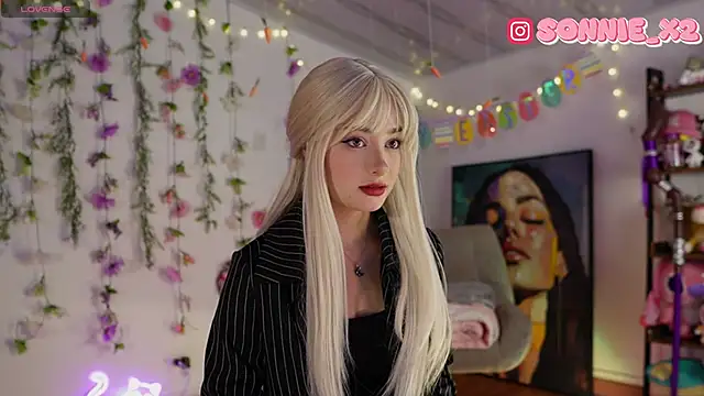 Sonnie mami online show from April 7, 2:19 pm